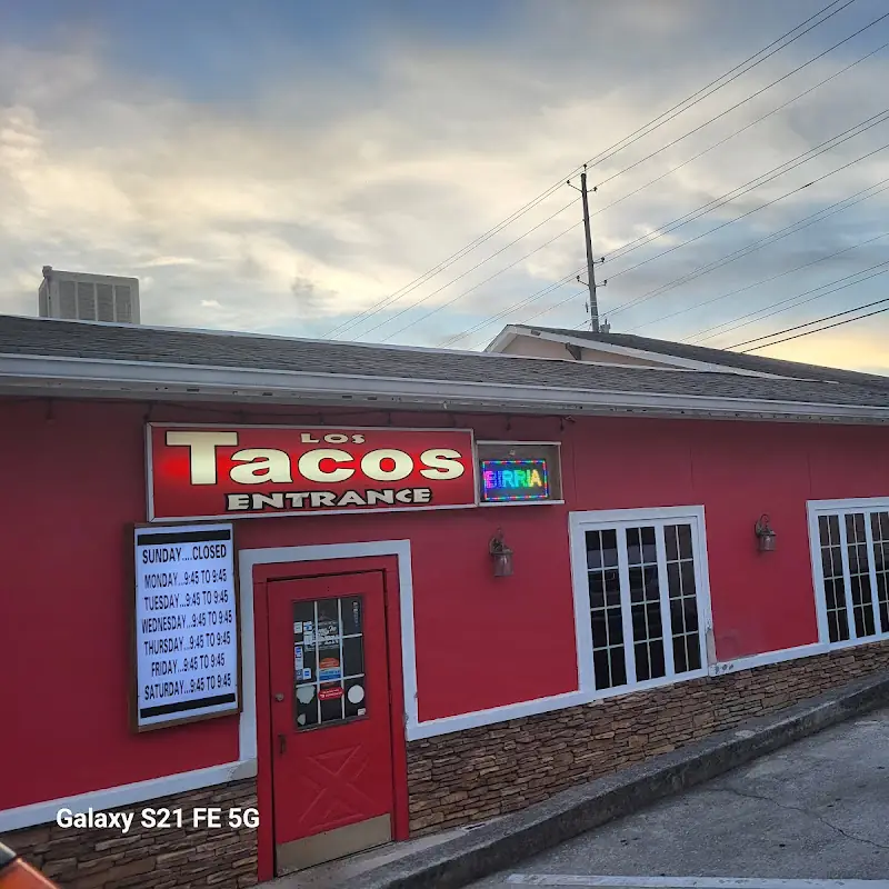 Los Tacos
