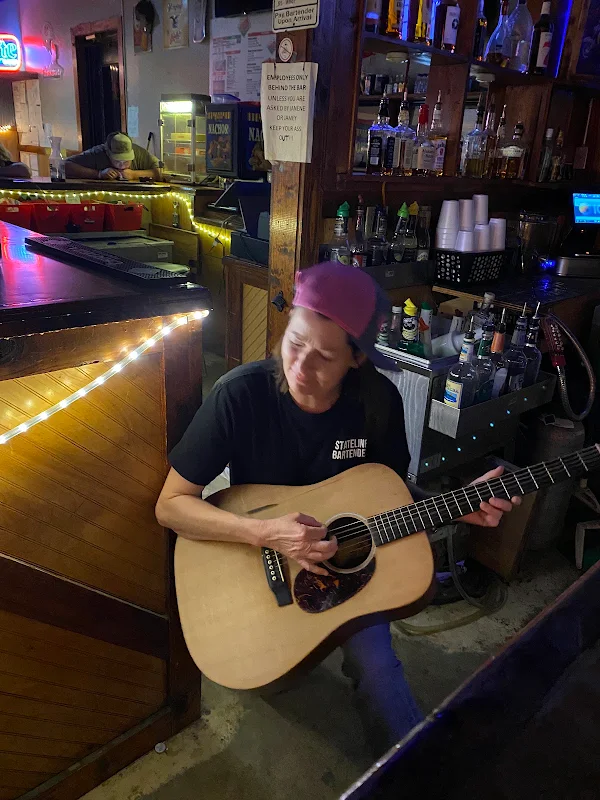 The Stateline Bar