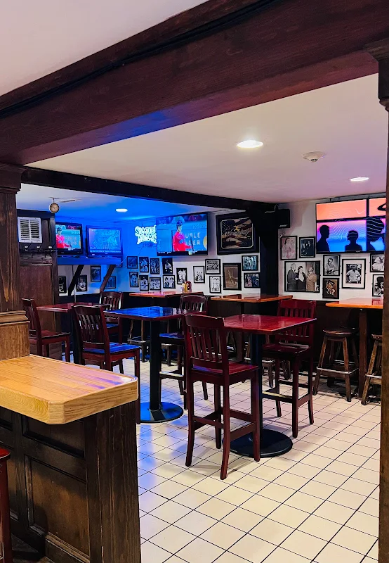 Rafferty's Pub