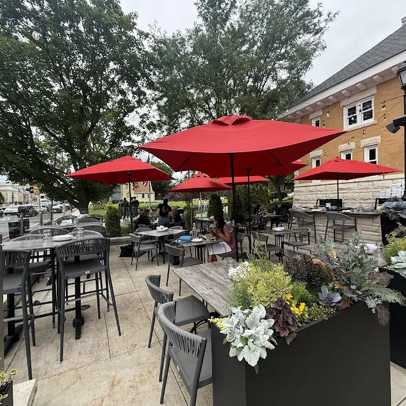 GIA MIA Naperville