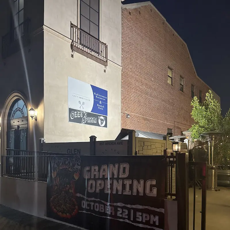 Ozzy’s Apizza Glendale