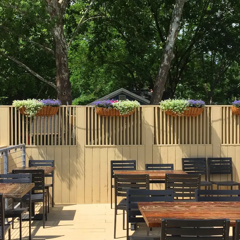 Mediterranea Restaurant & Bakery