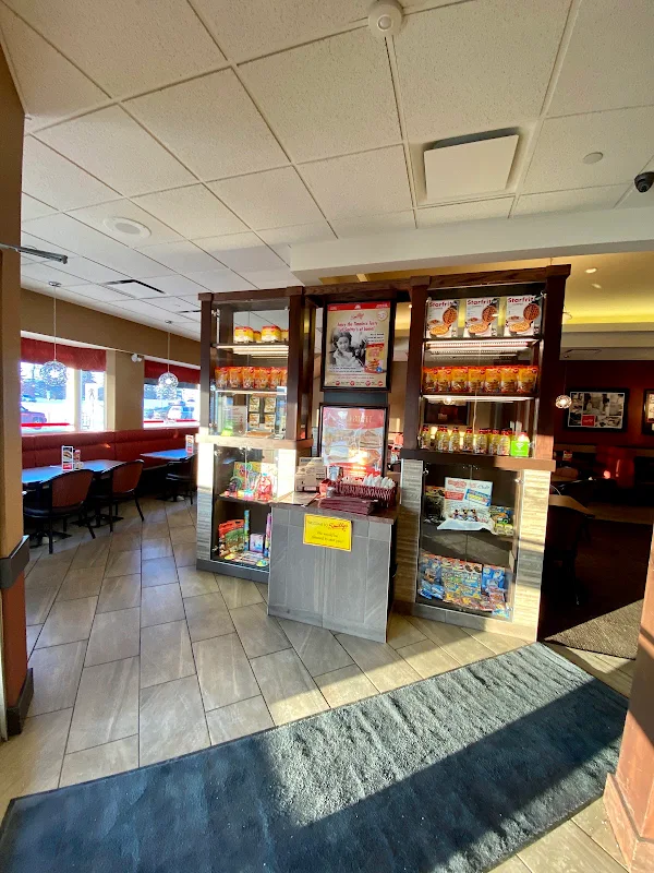 Smitty's Restaurant & Lounge - Calgary Macleod Trail