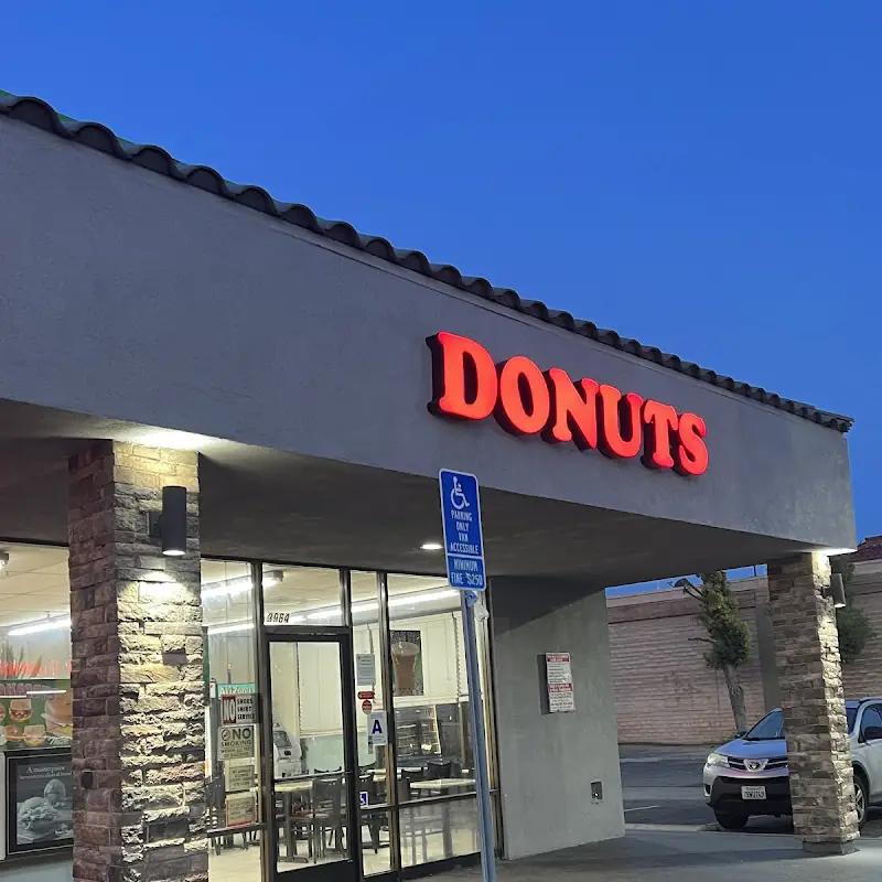Miss Donuts And Bagels