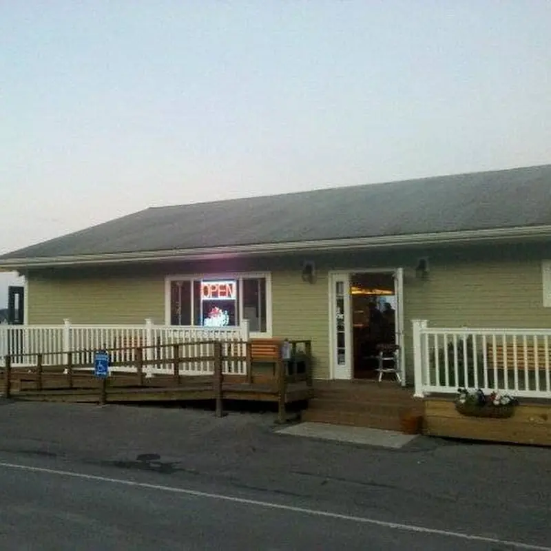 Wolffy's Grill and Marina