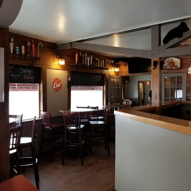 Hungry Bear Pub & Grill