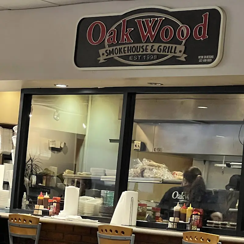 Oakwood Smokehouse & Grill