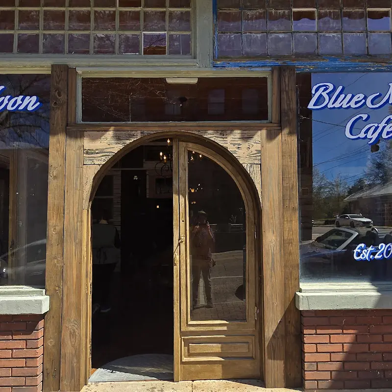 Blue Moon Cafe