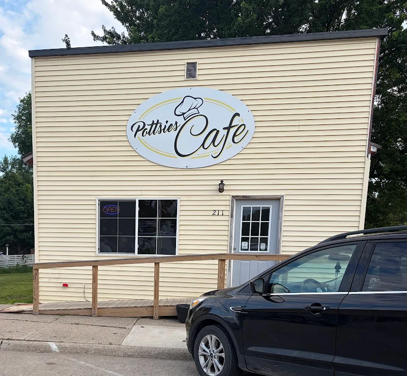 Pottsie’s Cafe