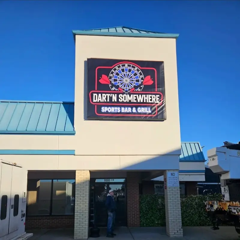 Dart'N Somewhere Bar & Grill