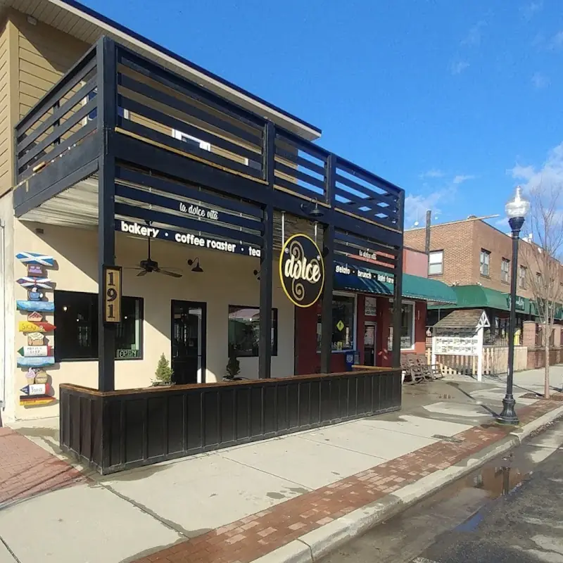 La Dolce Vita Bakery