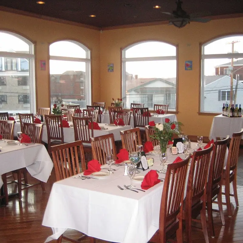Aquidneck Pizzeria & Bar