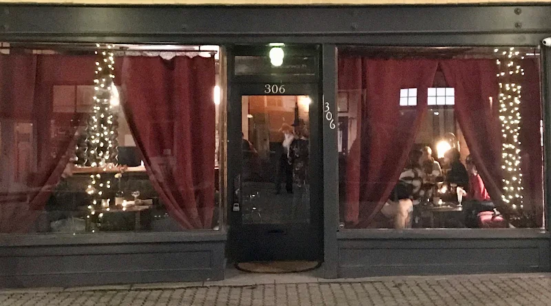 Revival Lounge