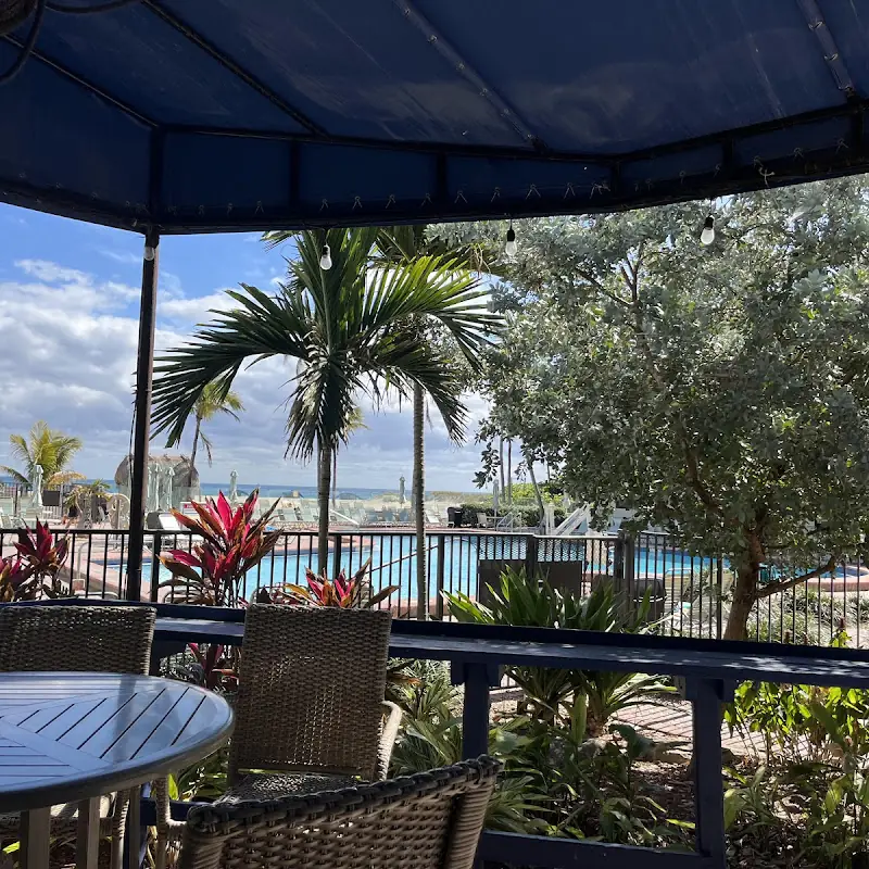 Seaside Grill & Tiki Bar