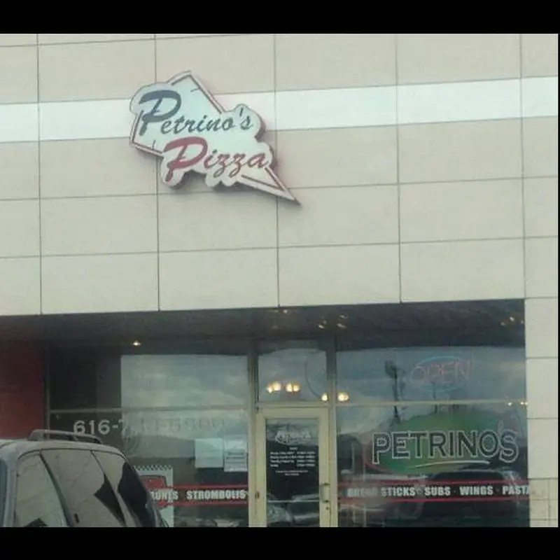 Petrinos Pizzeria In Zeeland