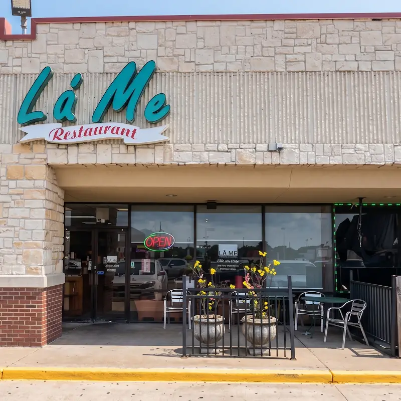 Lá Me Restaurant