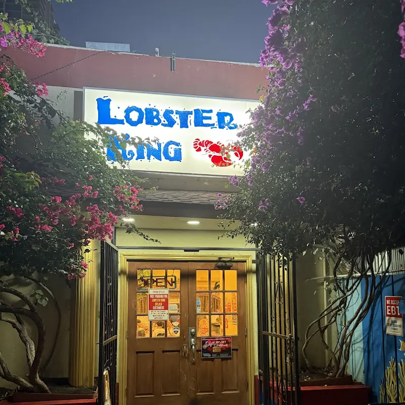 Jellyfish Pig Fore Shank Bar BBQ Platter, Fish Maw & Seafood Soup, Stir Fried Scallop, Peking Duck Served with Buns, Live Lobster with Ginger & Green Onion, Crispy Shrimp with Roasted & Honey Glazed Walnut, Braised Abalone & Black Mushroom with Vegetable, Dried Scallop & Egg White Fried Rice & Dessert