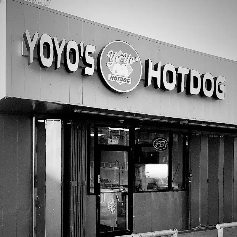 YoYo's Hotdog