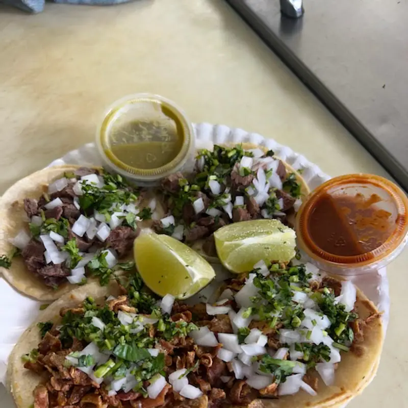 Sazon con Amor (Food trailer)