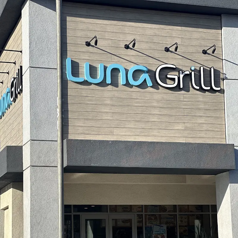 Luna Grill Lakewood