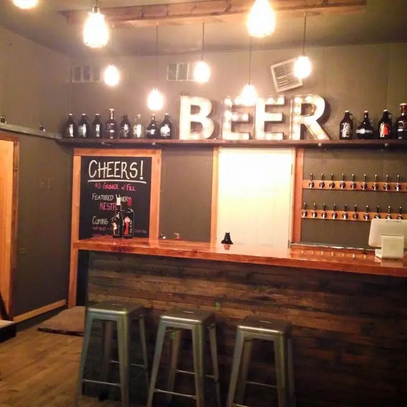 Fill's Growlers