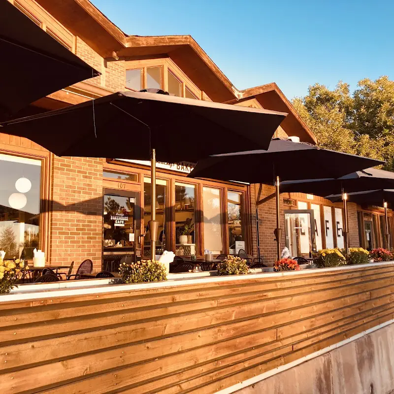 Lucky's Bakehouse Cafe
