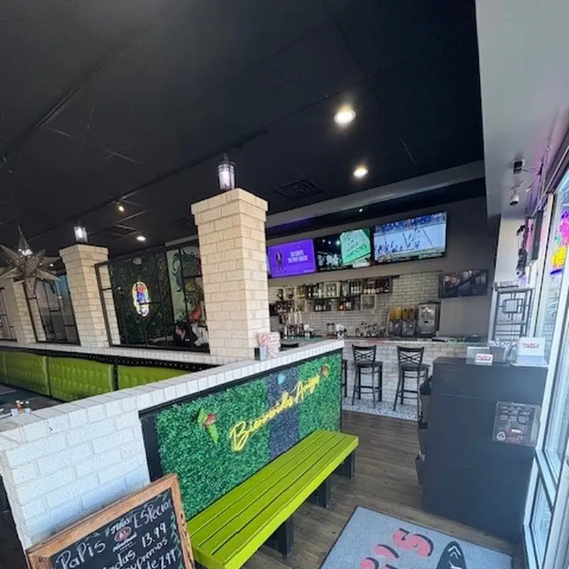 Papi’s Mex Grill & Bar