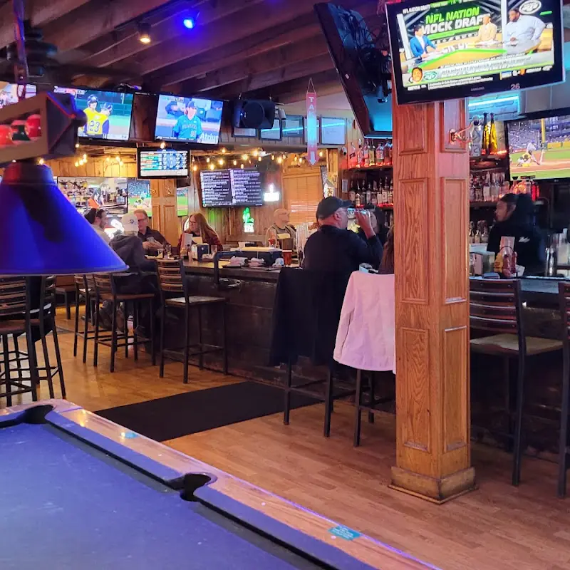 Zooky's Sports Tavern