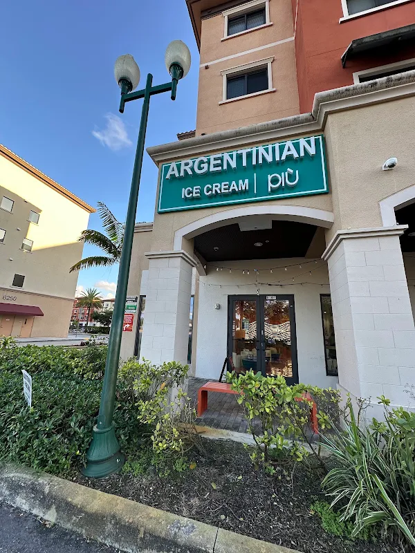 PIÙ argentinian ice cream