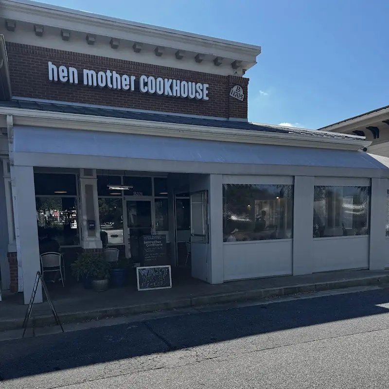 Hen Mother Cookhouse - Johns Creek