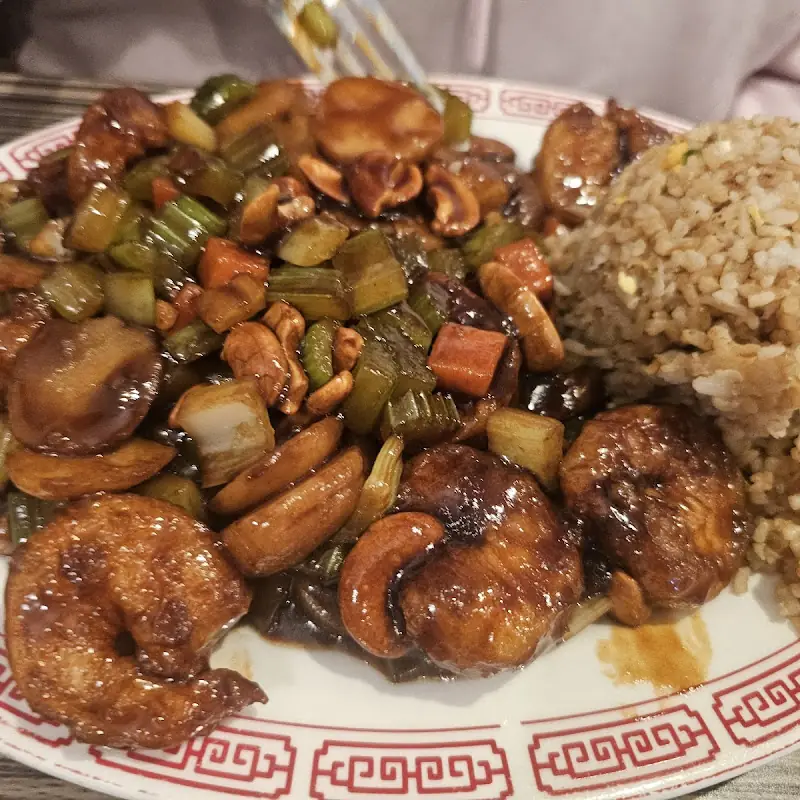 Yen Hing Dragon Restaurant