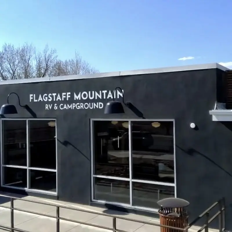 Flagstaff mountain market & Jitters Lunchbox