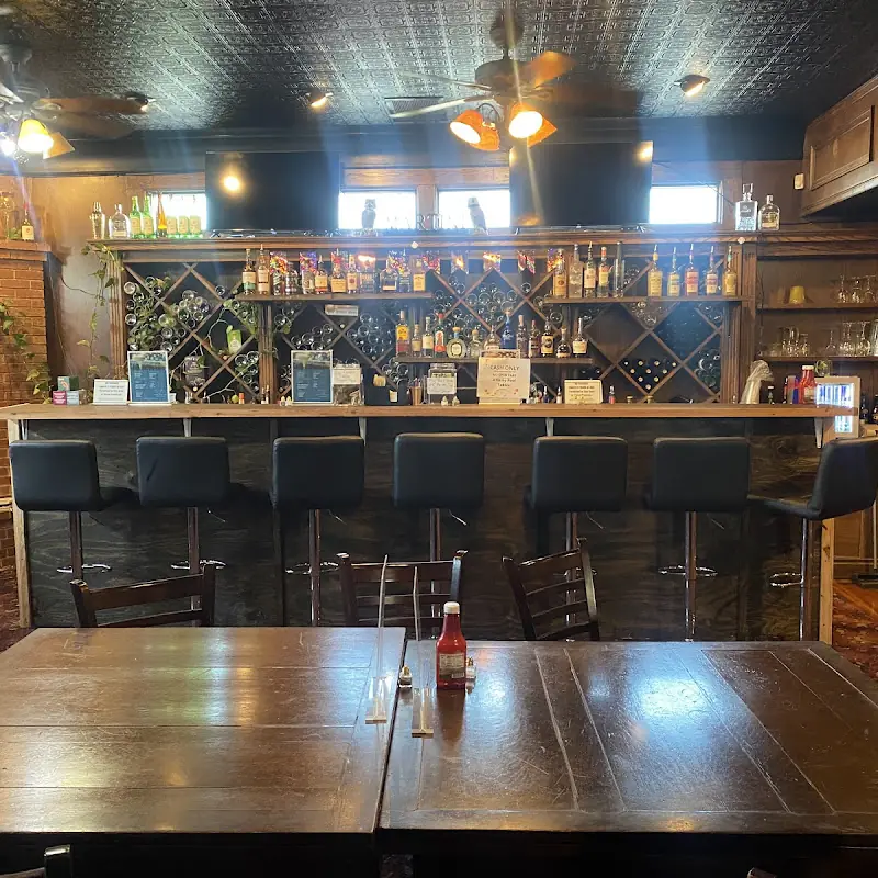 Harvey's Hideout (21+ Bar)