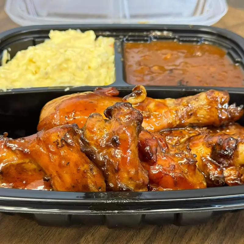 Lion's Den Soul Food Cafe