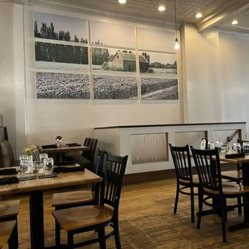 Prairie Canary Restaurant & Bar