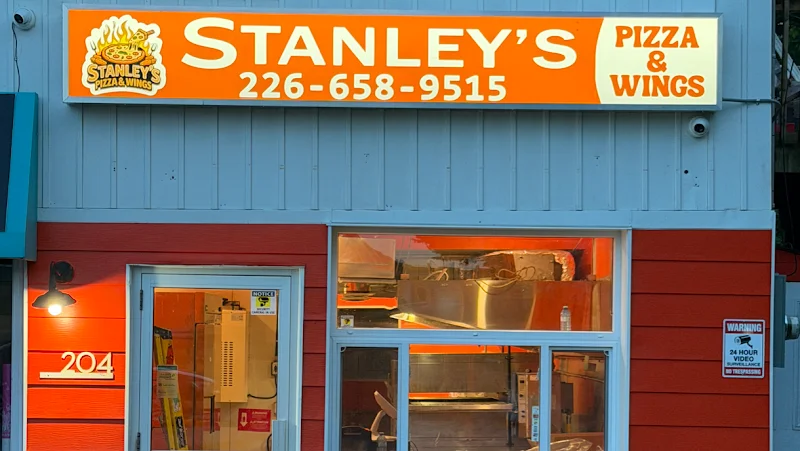 Stanley's Pizza & Wings