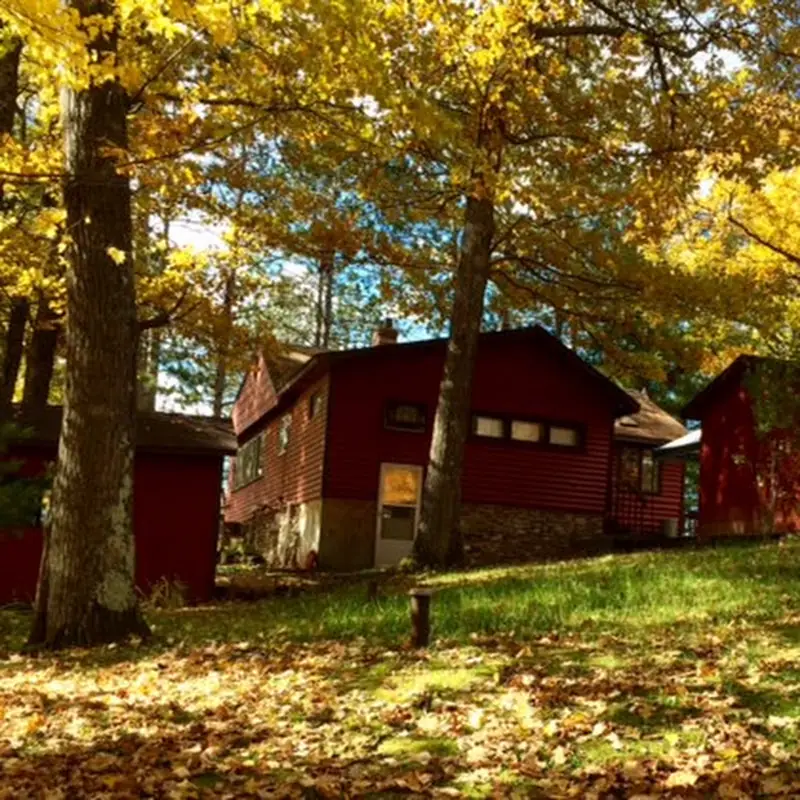 Pine Point Lodge