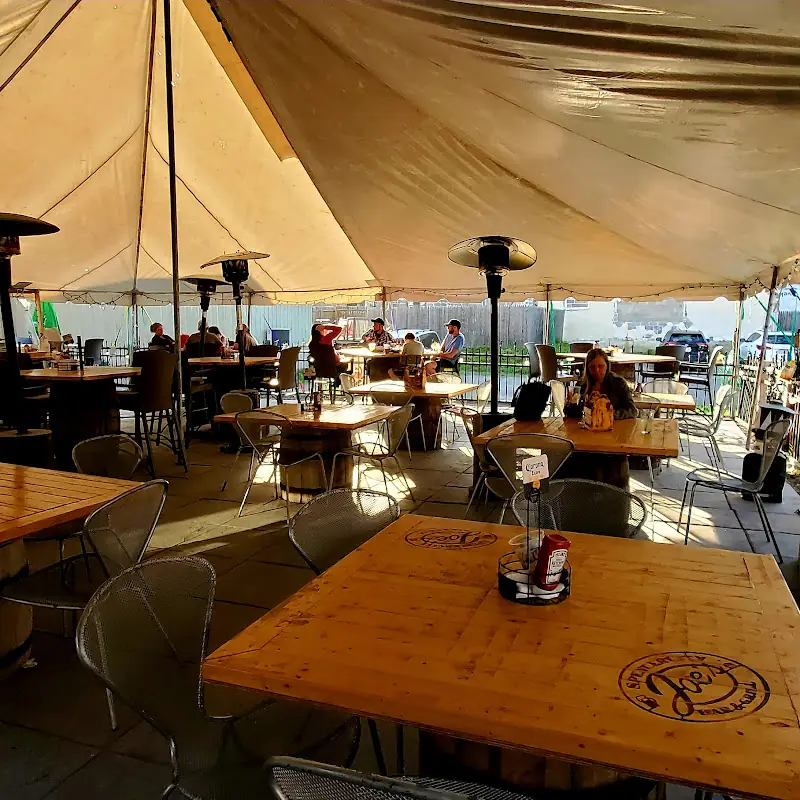 SpencerCity Bar & Grill