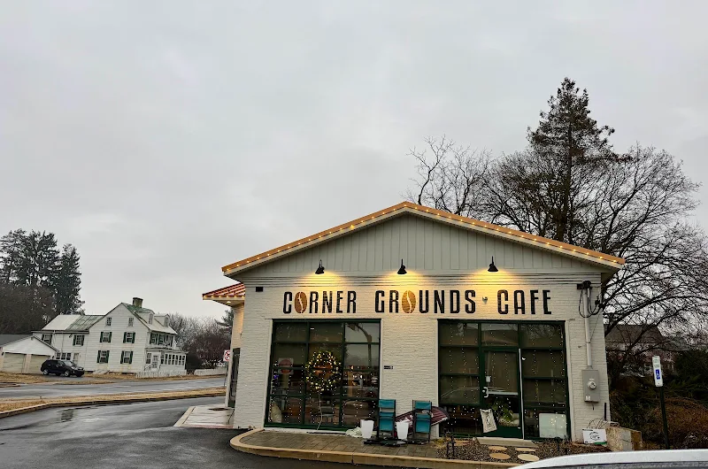 Corner Grounds Café