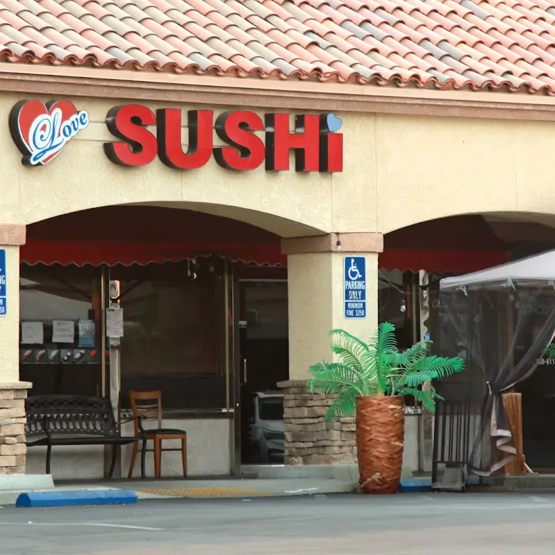 Love Sushi Lyons