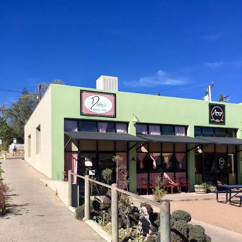 Diane’s Bakery & Deli