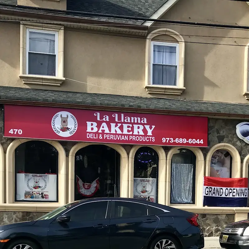 La Llama Bakery & Deli