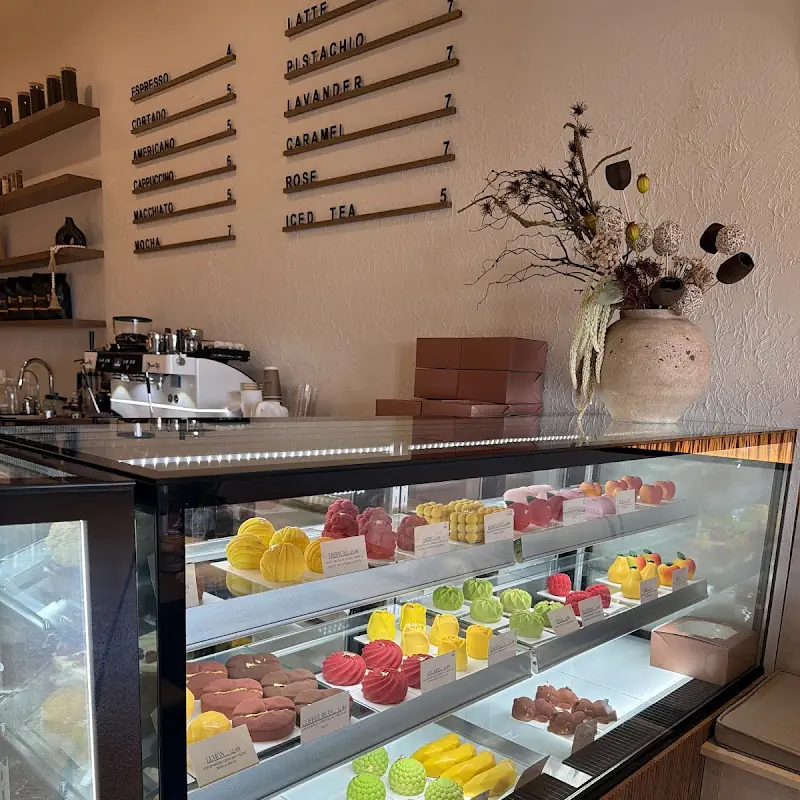Damar Bakery
