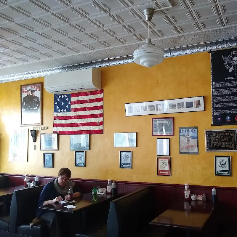 LaMonica's Restaurant & Catering