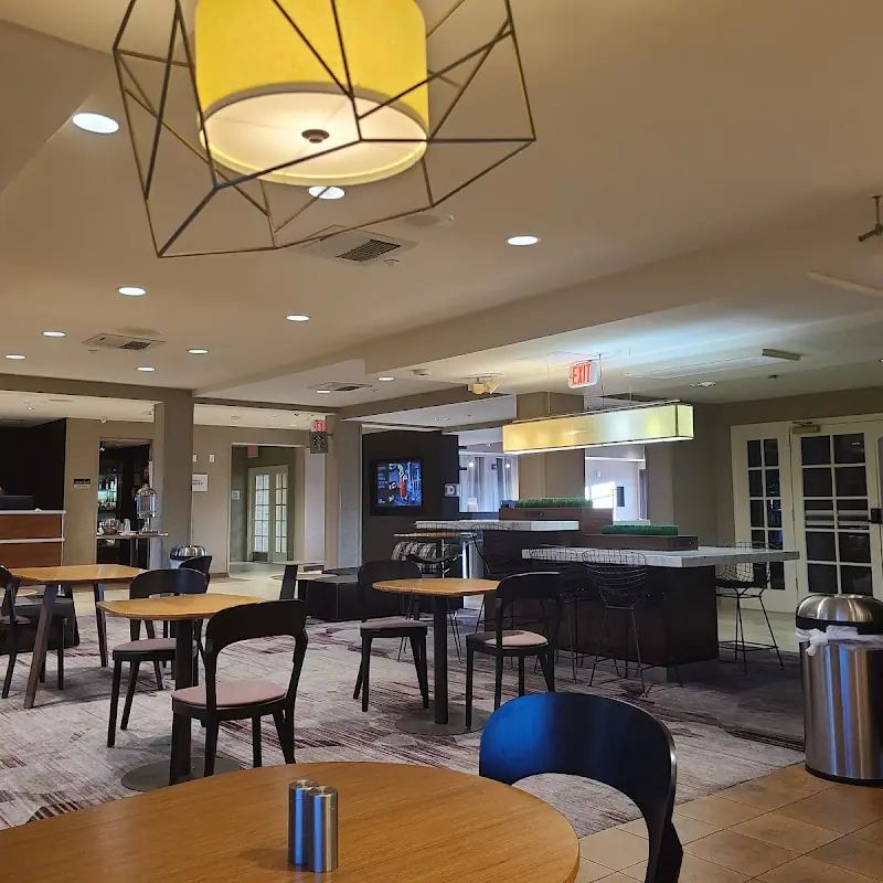 Bistro Bar by Marriott