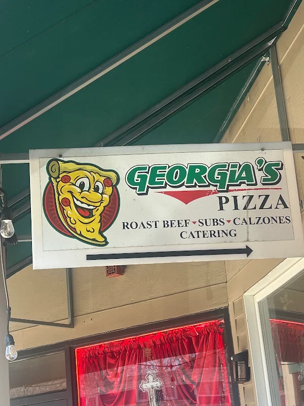 Georgia's Pizza