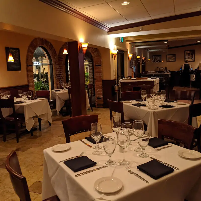 Rocco's Italian Grille & Bar