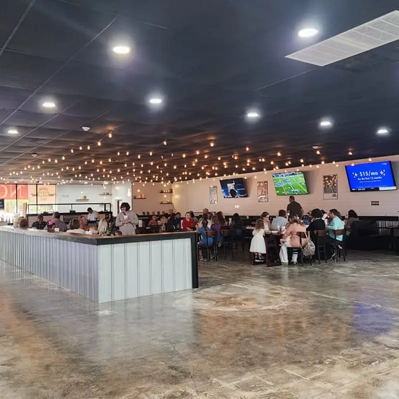 Decades Family Restaurant