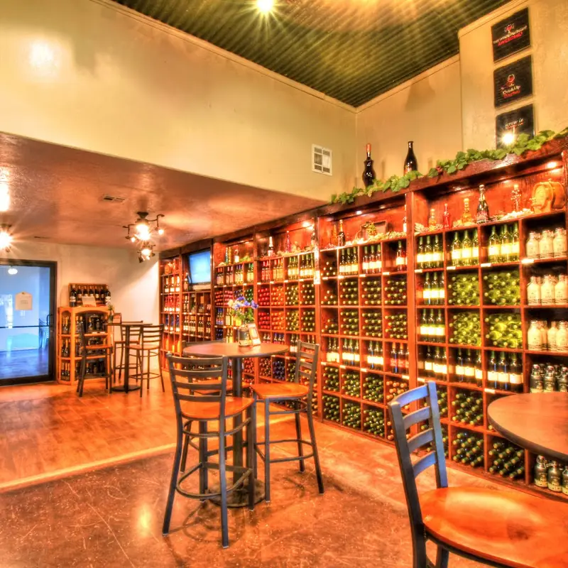 D. H. LESCOMBES WINERY & TASTING ROOM