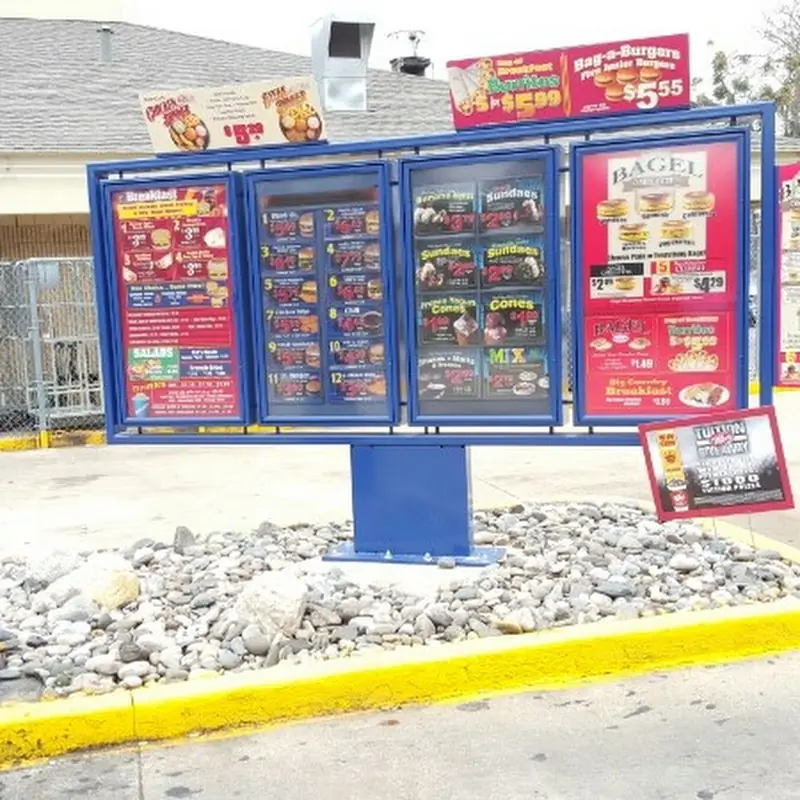 Braum's Ice Cream & Dairy Store